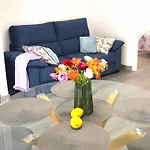 Dinamarca With 2 Bedrooms, 50 Mts From The トレビエハ