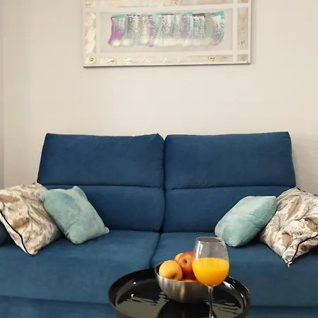 Lägenhet Dinamarca With 2 Bedrooms, 50 Mts From The Torrevieja