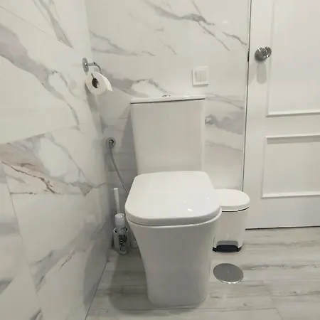 Dinamarca With 2 Bedrooms, 50 Mts From The Апартаменти