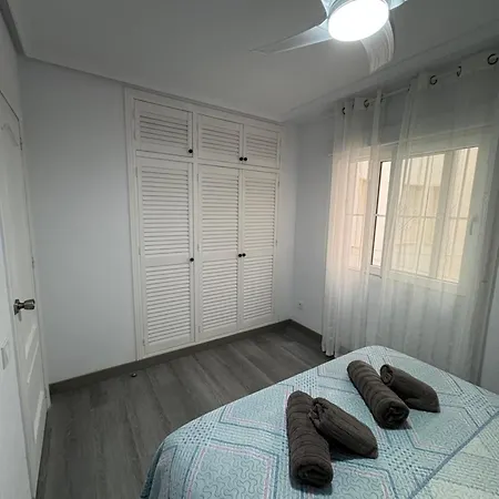 Lägenhet Dinamarca With 2 Bedrooms, 50 Mts From The *