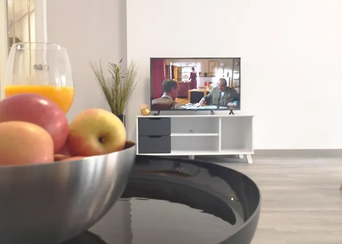 Dinamarca With 2 Bedrooms, 50 Mts From The * Torrevieja