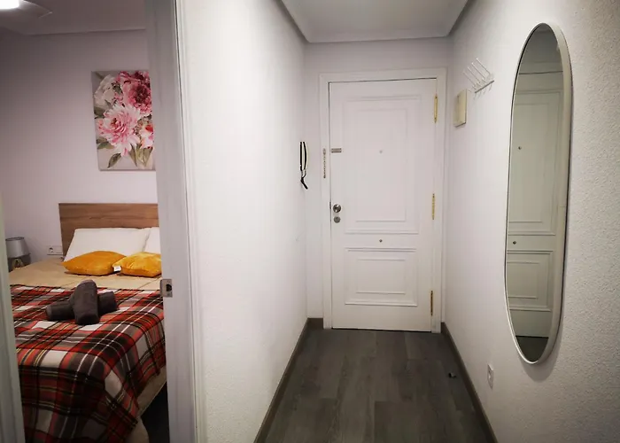 Dinamarca With 2 Bedrooms, 50 Mts From The Apartment