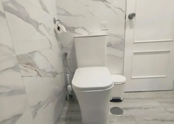 Dinamarca With 2 Bedrooms, 50 Mts From The Apartment